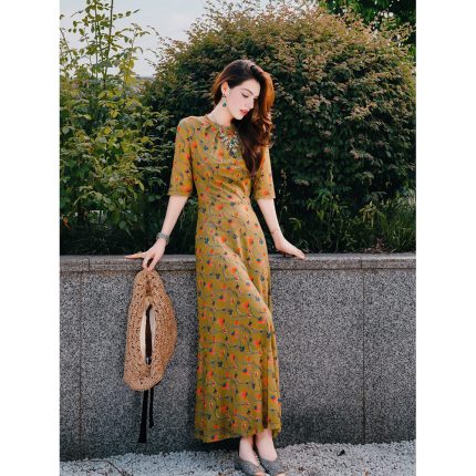 HZHJ's new original designer's ink floral ins dress is a niche mid sleeve French western-style queen